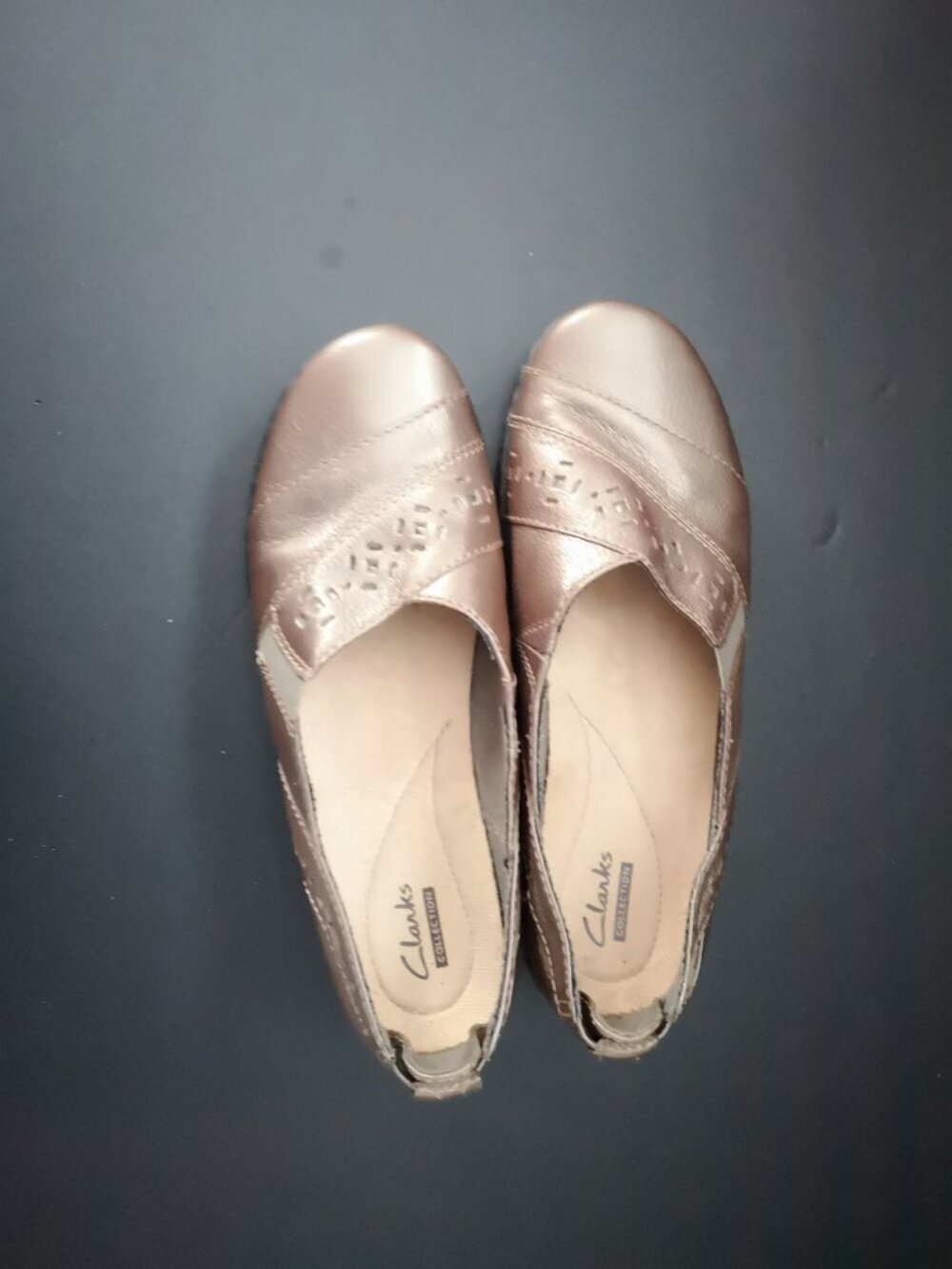 Clarks Collection Ladies Size 7 Metallic Brown Evianna Leather Upper Loafers